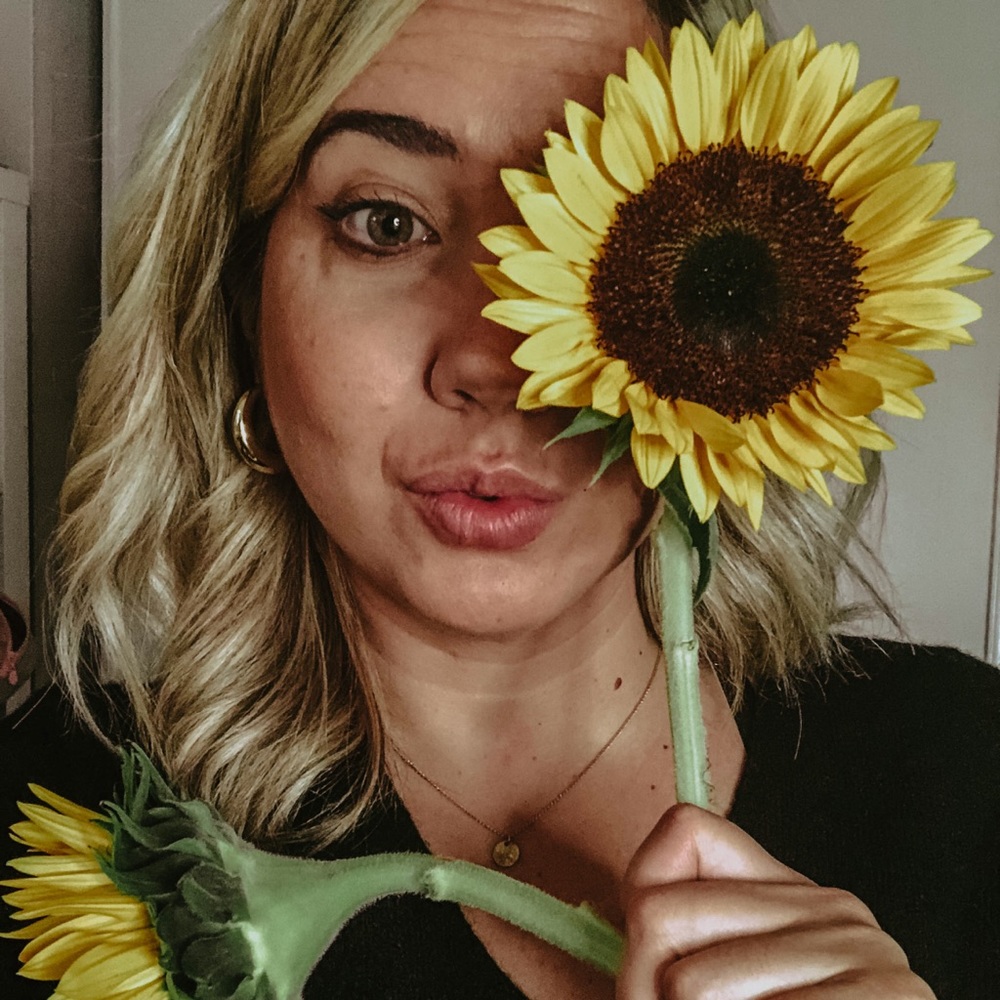 Meet your Posher, Mari